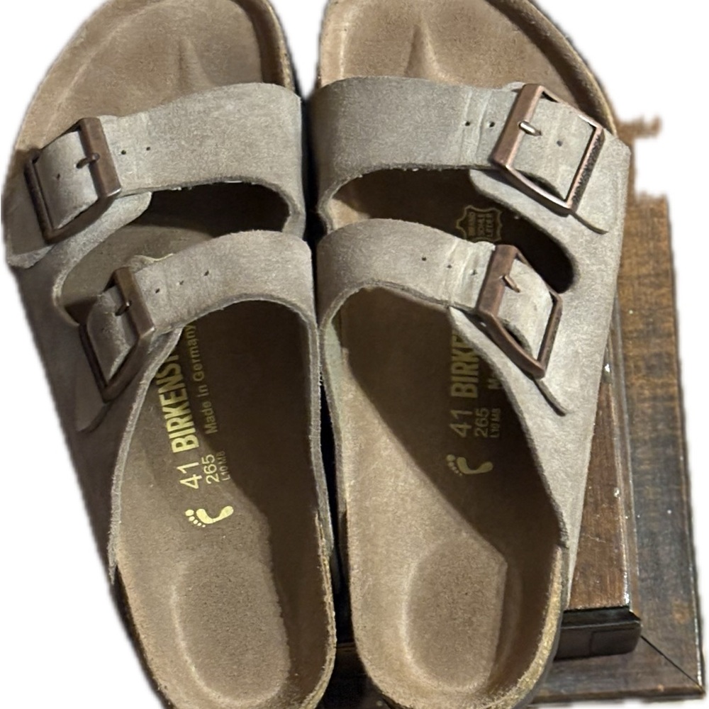Birkenstock Arizona Men’s Size 10 1/2 - Women’s Size 11 1/2 Style Taupe Sandals